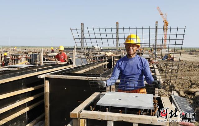 张北±500千伏柔性直流输电示范工程全面开工