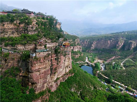 三八节当日,井陉苍岩山景区,秦皇古驿道景区,窦王岭景区游乐场对所有