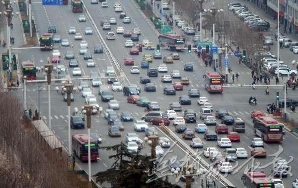 交通拥堵城市排名_城市交通拥堵图片(2)