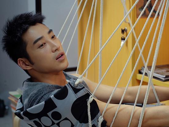 庞瀚辰严格要求自我 回归校园爆笑登场(图)_大