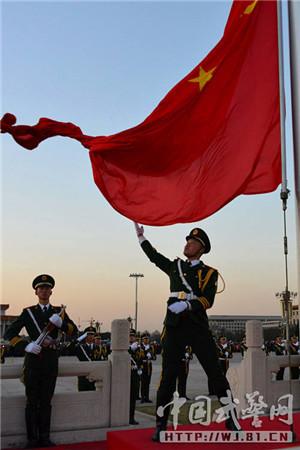 大阅兵升旗手系河北小伙子_大燕网河北站