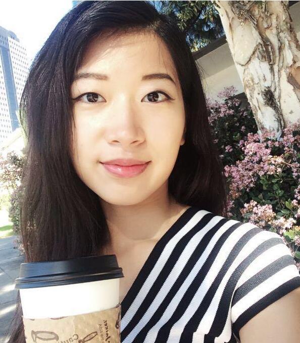 河北自拍将走好莱坞红毯女生多个斩获金色电短发短片女孩图片