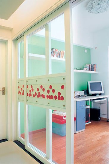 蜗居里的阅读室 10款美观小户型书房推荐_频道