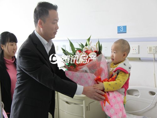 5岁霍邱女孩罹患白血病 盼早日回校上学