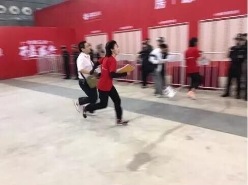 侃房哥:不要一棍子打死 房价上涨也是有好处的