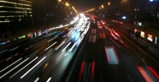 华西村人均收入_人均综合排水量(2)