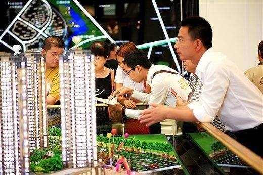 环球时报总编辑:举全家之力把首付付了 房子能