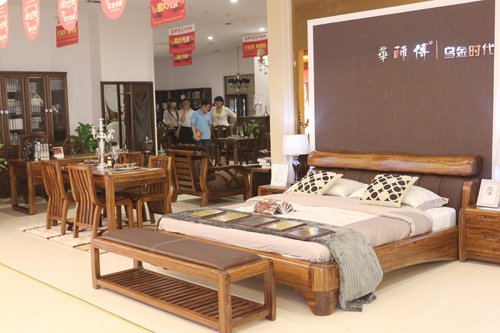 红星美凯龙裕溪路商场920厂价直销蓄势待发