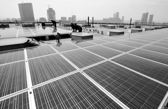 合肥政务中心双子楼屋顶铺太阳能面板_频道