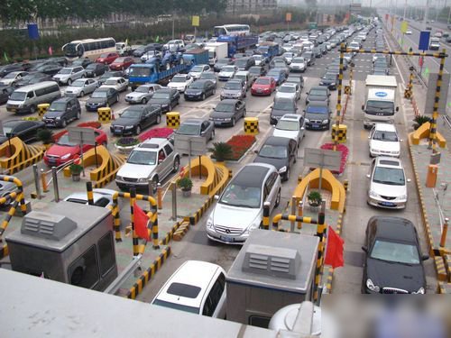 世界那么大,我想去看看!五一来看家诚地板优惠