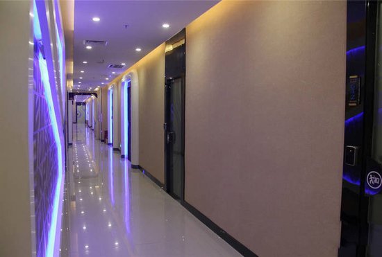 国内最大的太空舱酒店--新巢太空舱隆重开业_