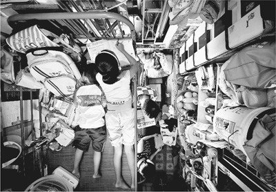 香港土地困局:房价贵绝全球 人均仅16平方左右