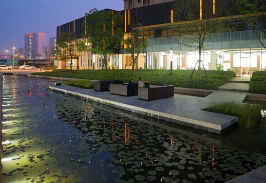 融科城:公园春归花满溪 4月18日钜惠开盘