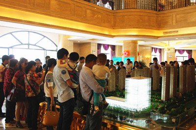 侃房哥第017期:地价那么贵 房价要怎么便宜?