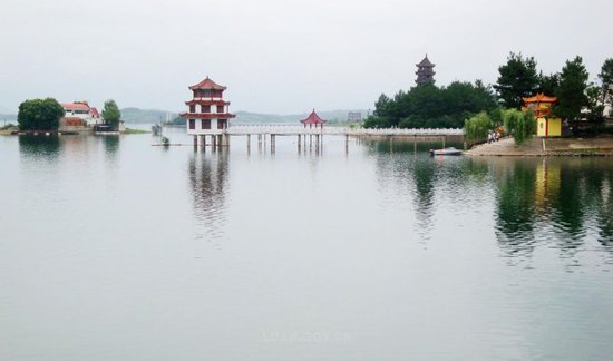 寻觅万佛湖的恬静时光 然后遥想公瑾当年