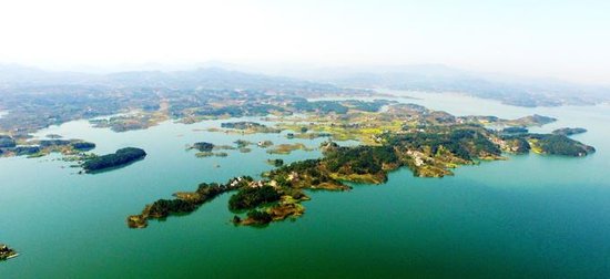 寻觅万佛湖的恬静时光 然后遥想公瑾当年