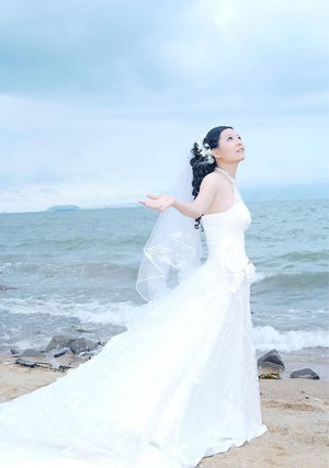 海边婚纱照片_海边婚纱照片大全(2)