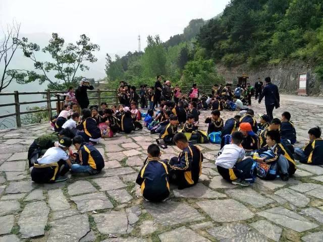 万仙山喜迎千人研学旅行团!