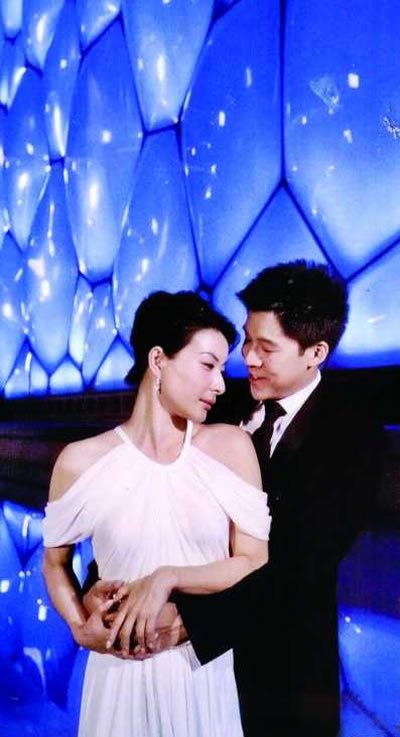 郭晶晶世界各地婚纱照 宛如一场旅行盛宴