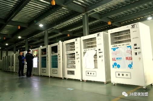 38度夜创始人李洪涛:窈窕绅士变身情趣大王