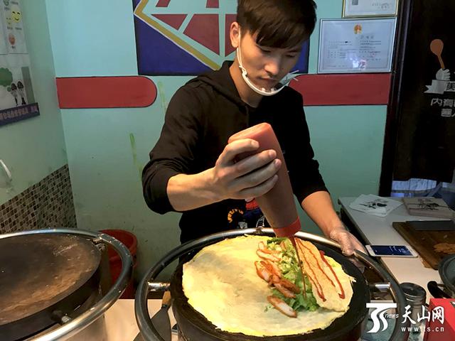 【幸福的奋斗者】95后“煎饼侠”的煎饼事业