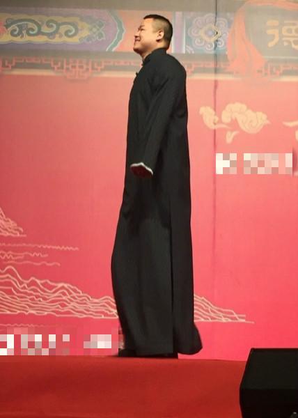 河南人就是中!丢扇子最新进展 岳云鹏获网友点赞