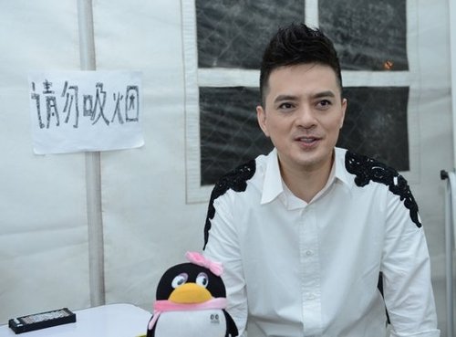 [专访]黄耀明谈宣布出柜:不是用来娱乐大家的