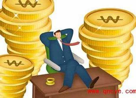 一月赚1万 90后年轻小伙巧理财躺着把钱赚