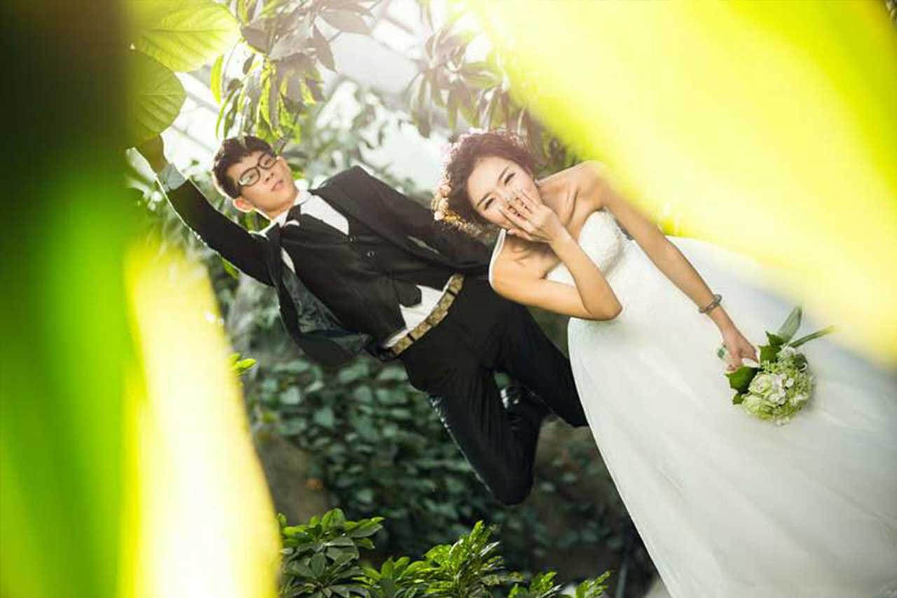 你的婚纱照和结婚证件照别再分两次拍了,一起都拍了才省事