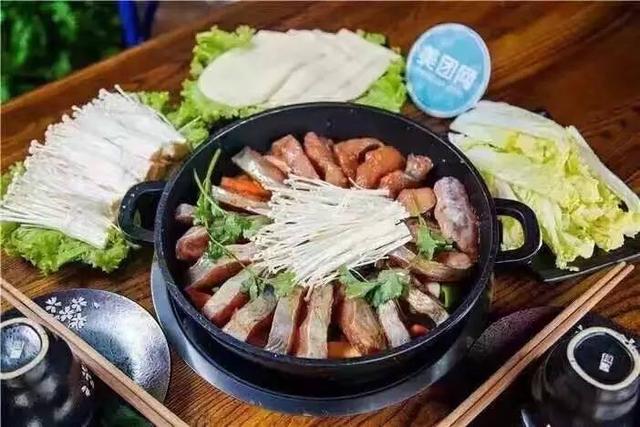 90后小伙做餐饮日挣4千
