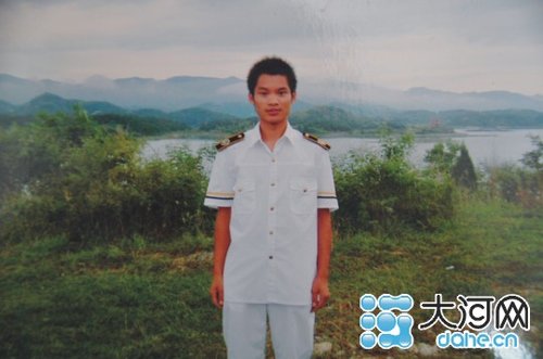 最美海警张旭被批准为烈士 追记一等功_大豫