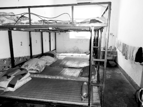 10岁女童疯狂向同学施暴 强迫吞唾液舔脚趾