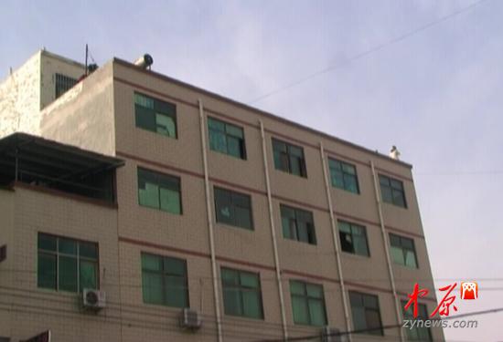 郑州某学院校外一出租屋内乱 一女孩煤气鼓鼓中毒身亡