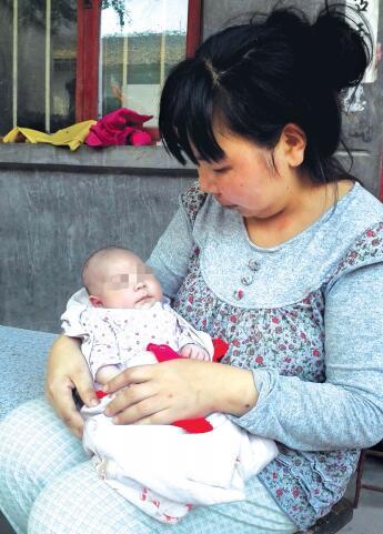 双性婴儿出生15天3遭父亲、爷爷谋杀 被弃荒地
