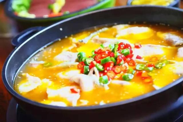 90后小伙做餐饮日挣4千