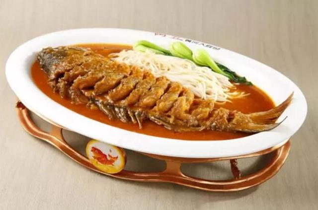 河南名菜黄河大鲤鱼 法国巴黎斩获特金奖
