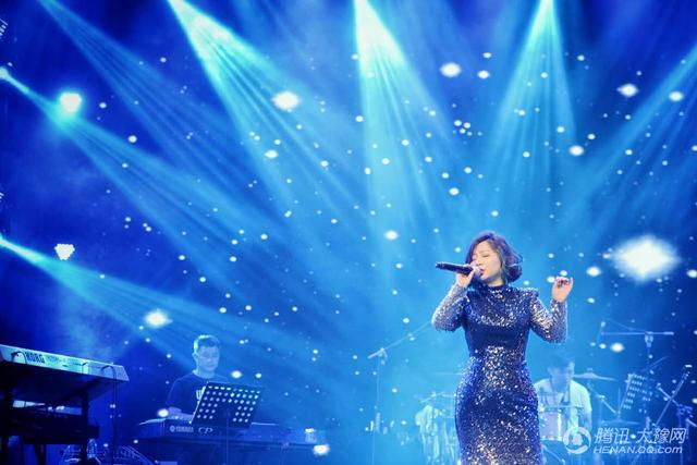 声乐老师陈曦创立音乐厂牌 个人经历曝光