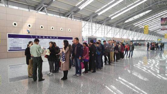 郑州机场口岸出入境旅客突破100万人 去泰国最