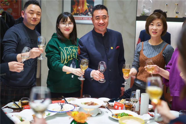 “咱河南人的年夜饭”到底有多好吃?阿庄地道豫菜给你答案!