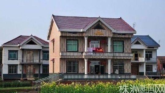 全面竣工即将入住村民的四川省华蓥市高兴镇林