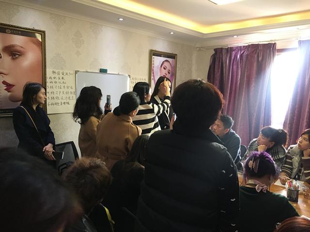 3000做纹眉,成本只要3块钱!