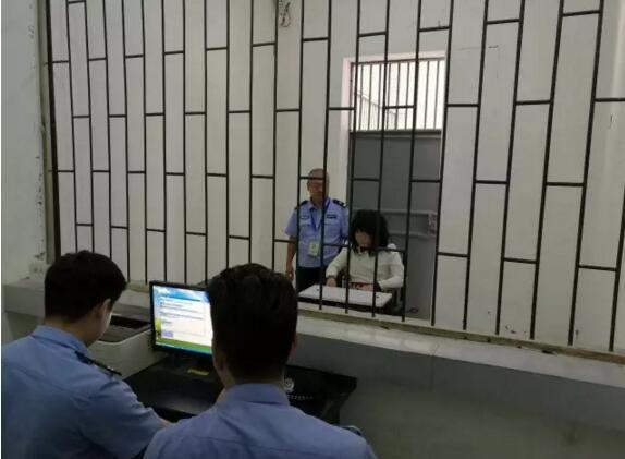 男子男扮女装去相亲诈骗 面对民警语无伦次