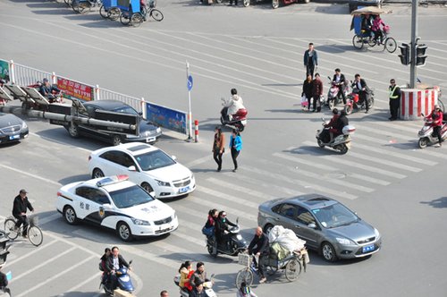 信阳市区有多少人口_信阳市区2000年地图
