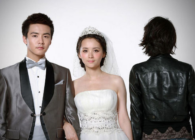 【枕边】老公抛弃前女友和我结婚