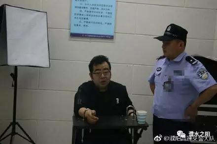 濮阳高速交警深夜执勤 连续抓获两名网上在逃人员