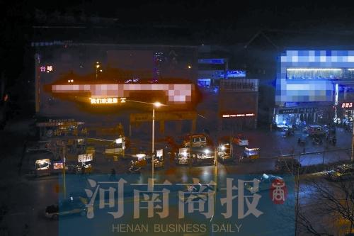 14年前圣诞夜 洛阳一大厦起火吞噬309条生命