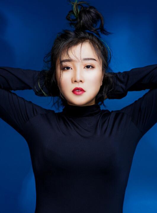 声乐老师陈曦创立音乐厂牌 个人经历曝光