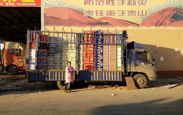 【新春走基层】探秘河南最大的农产品批发市场