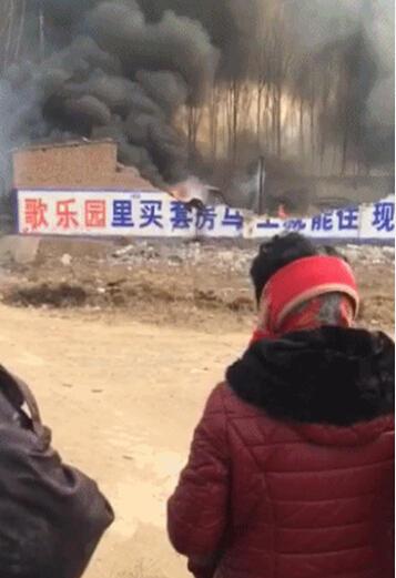 石荆村人口_荆河街道东倪村规划图(2)