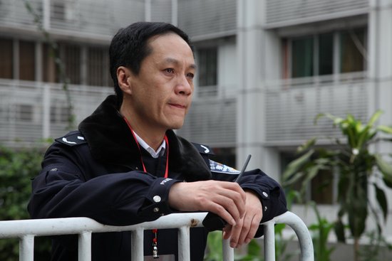 《冰雪11天》郭家铭体验当民警 冯远征助阵